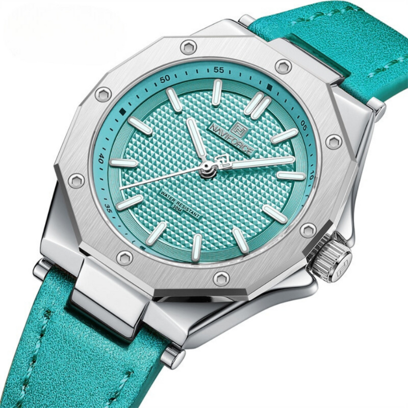 Classic Luxury Watch Mode
