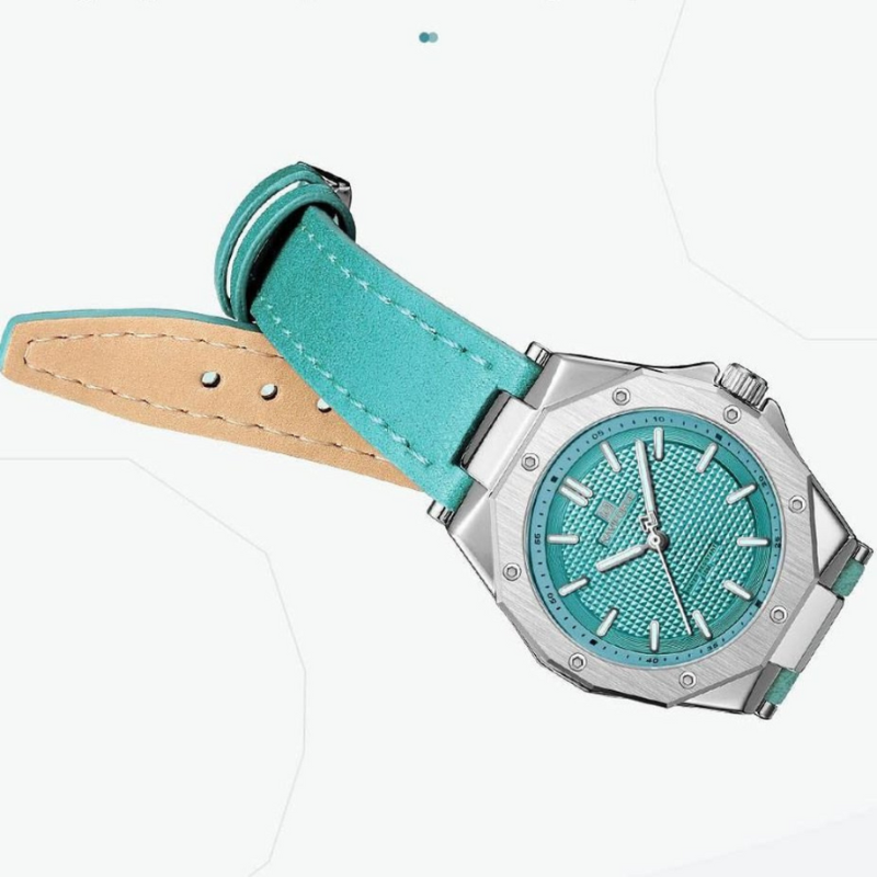 Classic Luxury Watch Mode